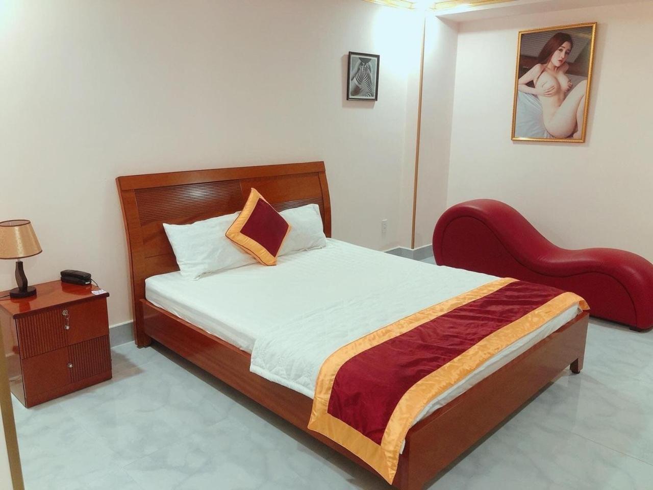 Nhan Duc Hotel Ho Chi Minh City Exterior photo